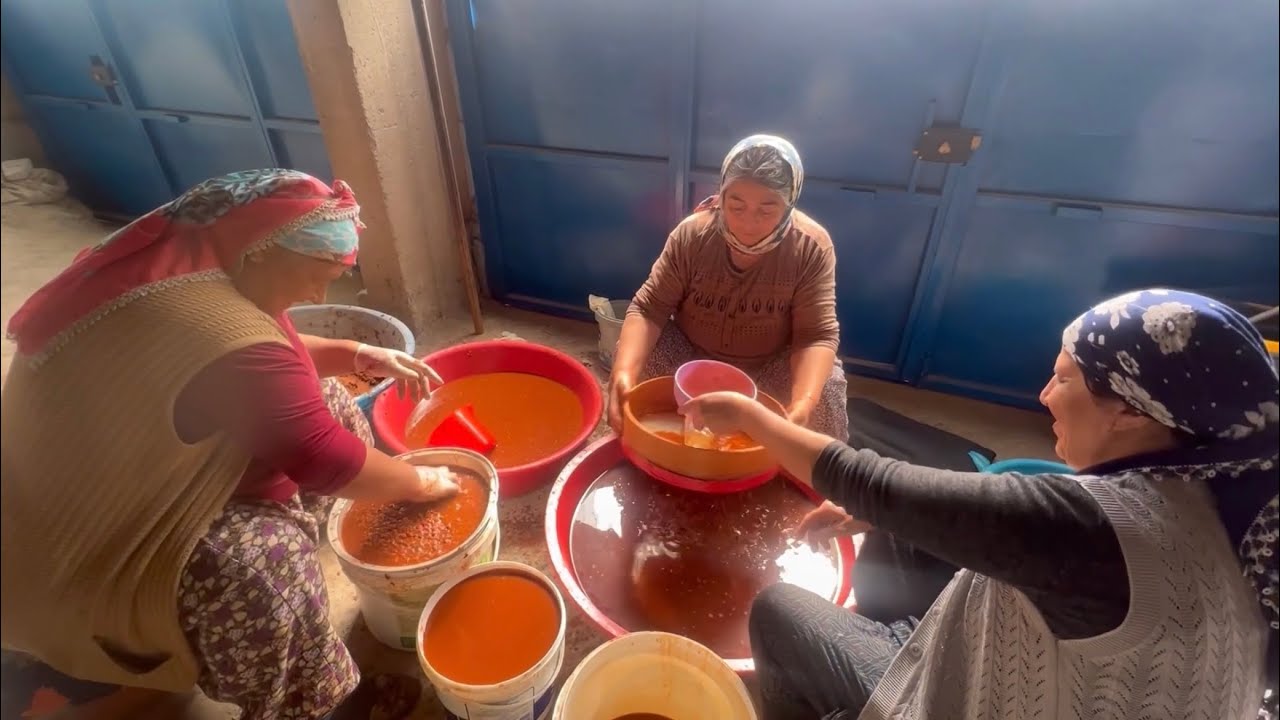 Bizim Ellerde Kuşburnu Pekmezi Nasıl Yapılır #tokat #günçalıköyü #dinar #köylerimiz #köydehayatvar