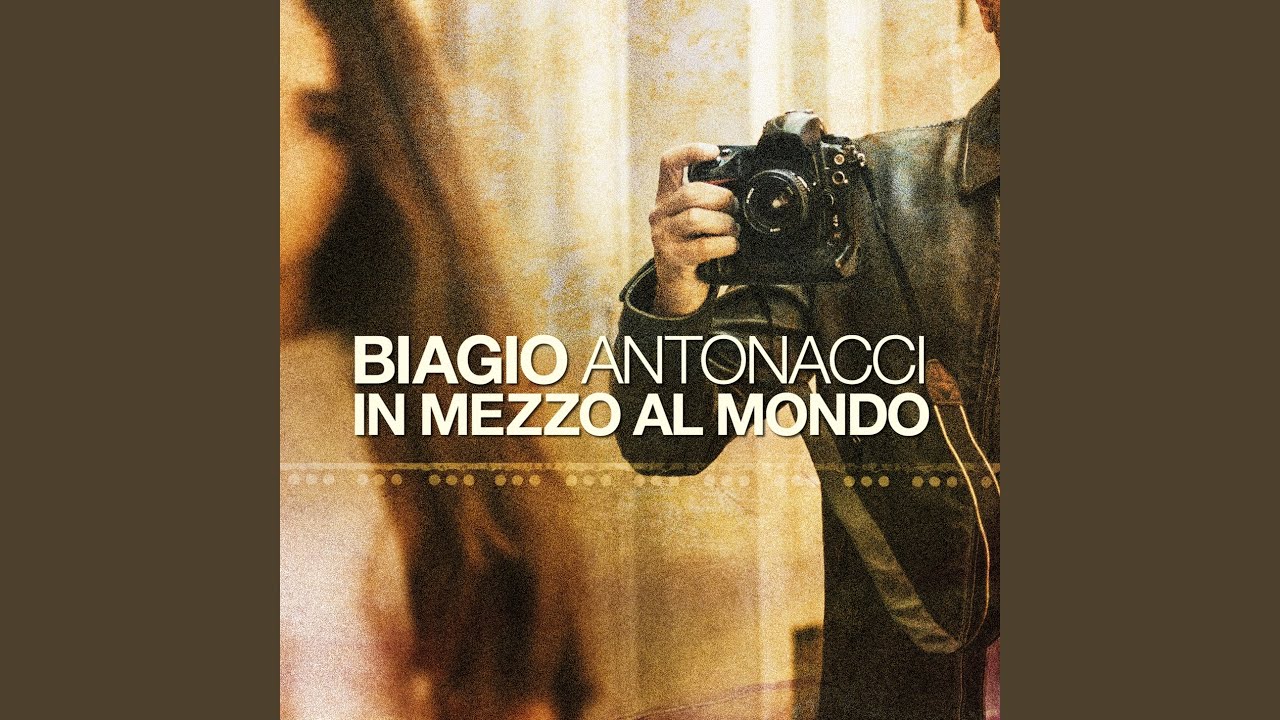 In Mezzo Al Mondo Testo In mezzo al mondo - YouTube