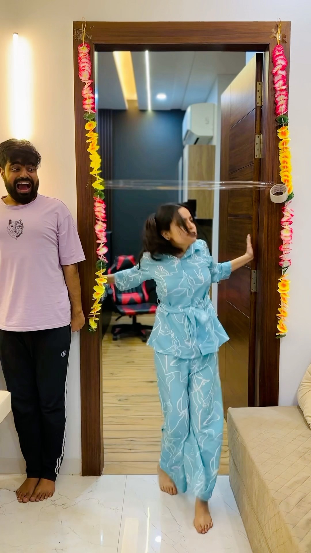 Brother vs Sister ? Very small height ? #dushyantkukreja #shorts