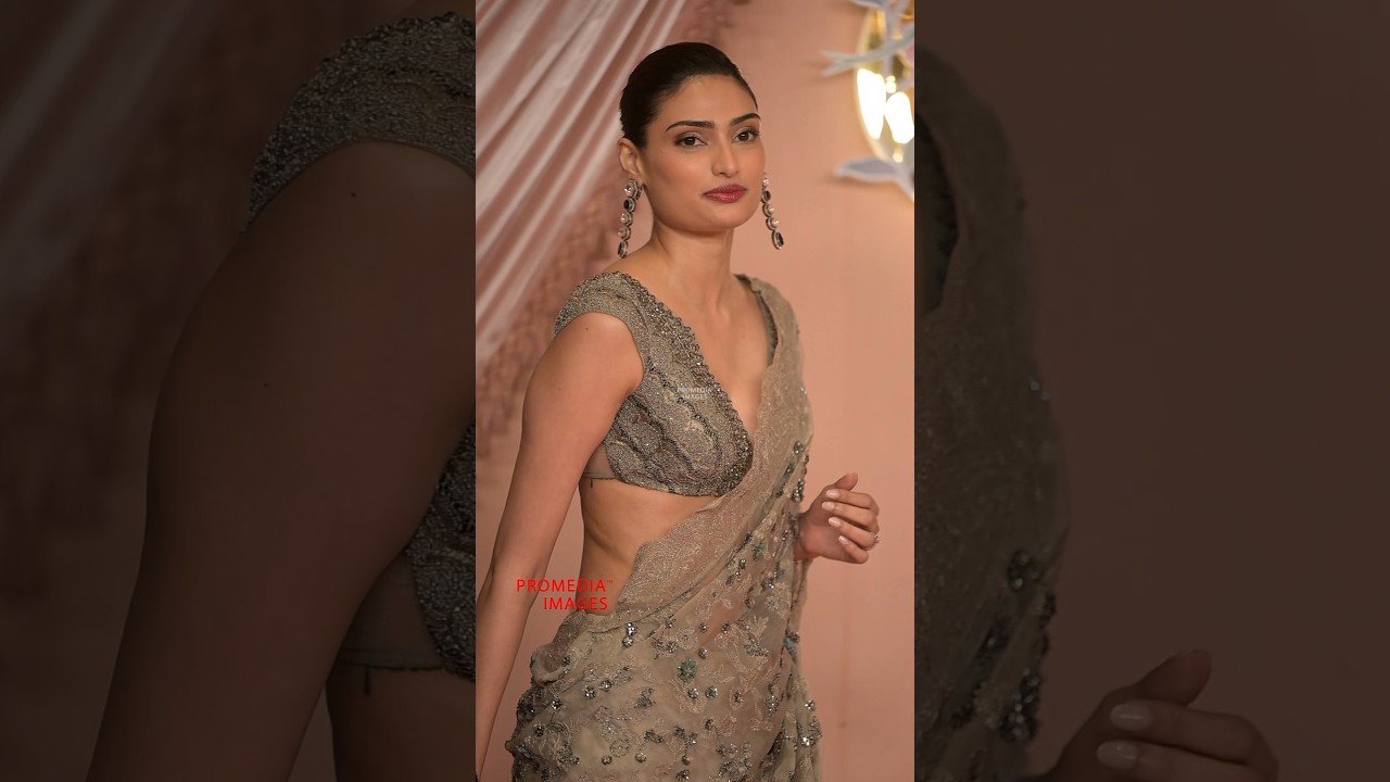 1/2 Athiya Shetty with KL Rahul sets their style bar high at Ambani's Wedding | ProMedia