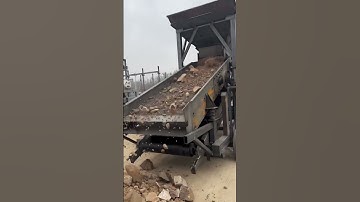 The vibrating screen can separate the stone screen into different grades of stone