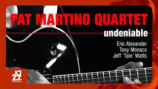 Miniatura del video "Pat Martino Quartet - Round Midnight (Live at Blues Alley)"