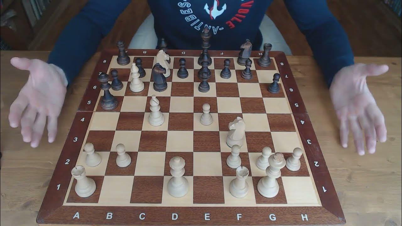 Отдам шахматы. Шахматы опасные.