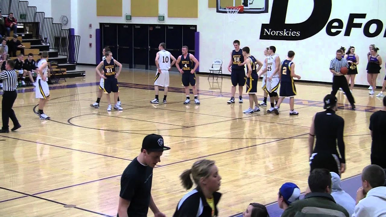 kettle moraine vs deforest high school basketball 1/26/2010 Matt Hoppe