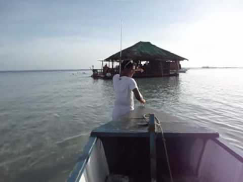 Floating Bar: Bantanyan Island