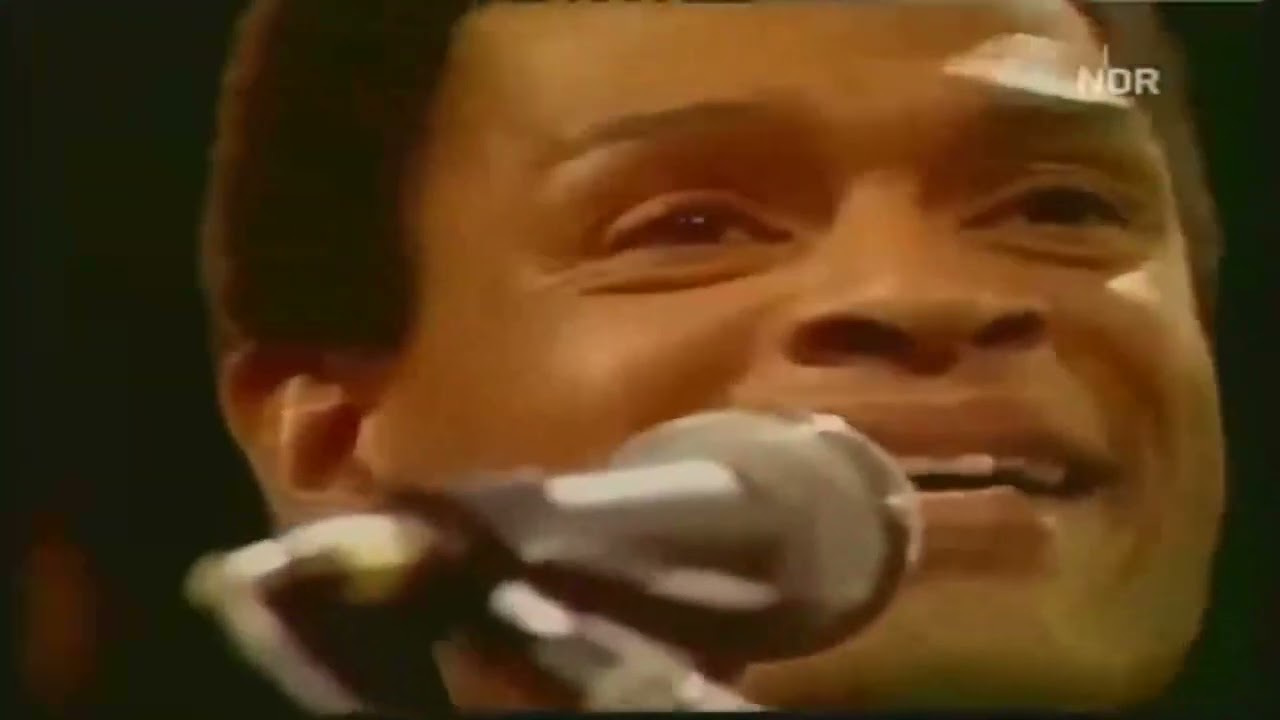 AL JARREAU - LETTER PERFECT (LIVE) - LIVE VIDEO WITH ALBUM AUDIO.