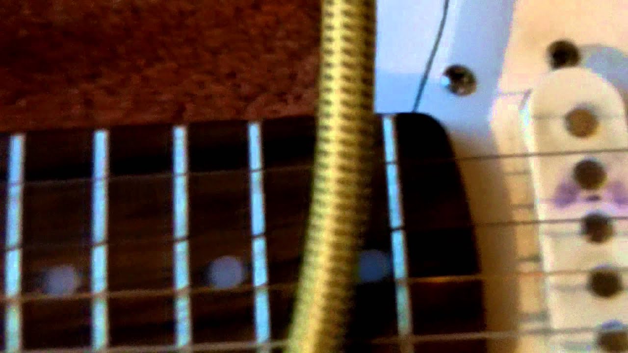 How To Hear Voices In Your Guitar Amp (Radio Interference)