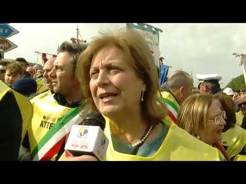 Agrigento, gente indignata in strada [STUDIO 98]