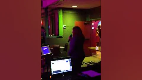 Kristina Qualls singing Blake Shelton