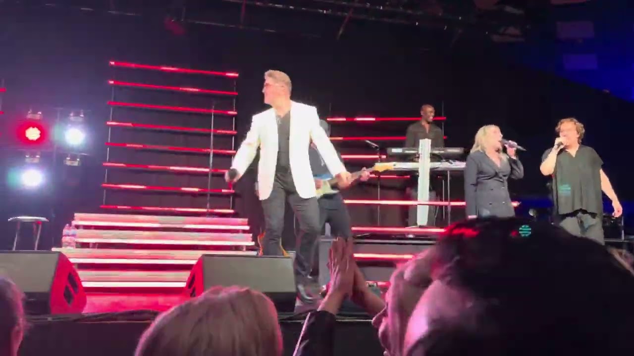 Rob Lamberti-Somebody To Love live at Barrowland Ballroom Glasgow 26th April 2024