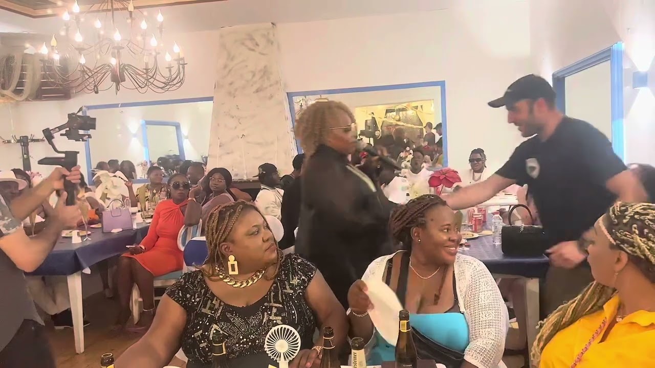 Mamades performing „Schatz“ in Oberhausen ar Tina Tong and Bih Stico Music Video Launch