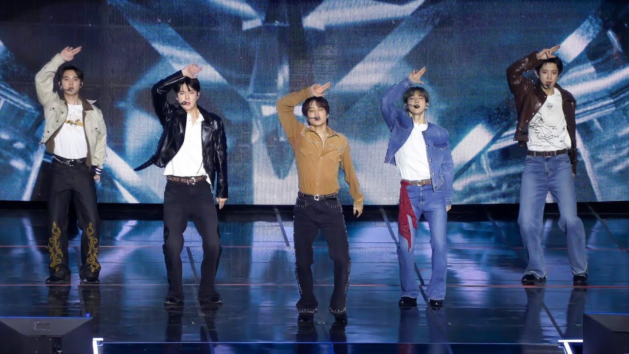 251214 엑소 EXO - Love Shot _ 엑소 팬미팅 EXO'verse 4K