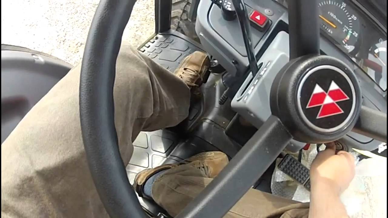 Massey Ferguson 1635 Cab Compact Tractor Youtube