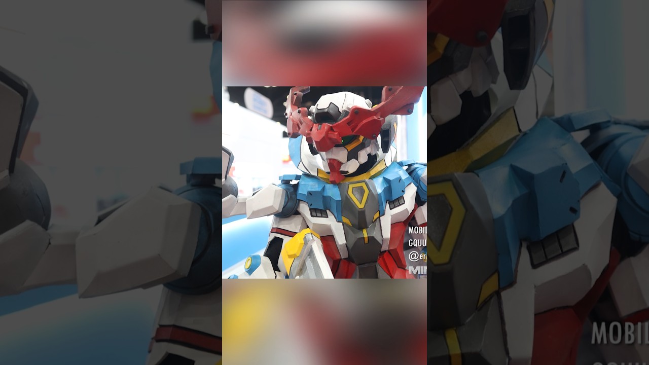 Mobile Suit Gundam GQUUUUX by @eric.craftworks #cosplay #animeexpo