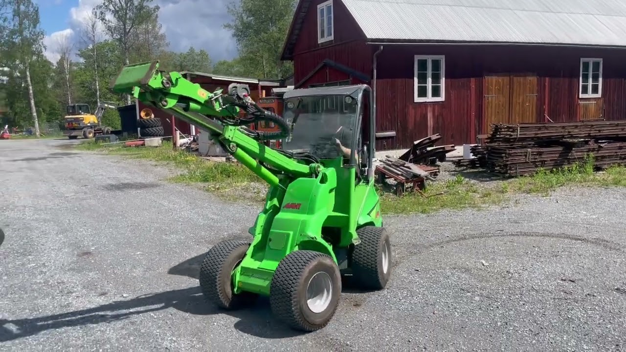 Kompaktlastare Avant 635