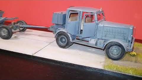HANOMAG SS100 & V-2 skala 1/35 TAKOM