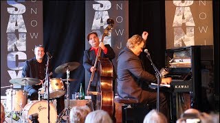 SILVAN ZINGG TRIO - Farmer's Boogie