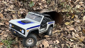 RC-Axial SCX10 III-Early Ford Bronco-Trail Run