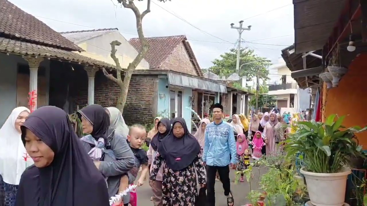 Karnaval Akhirussanah Madrasah Diniyyah Da'watul Haq Pongangan Gunung Pati Semarang