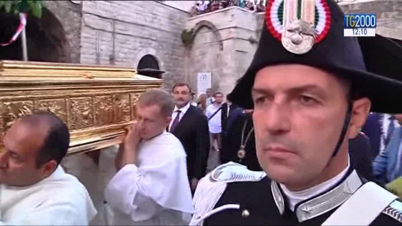 Le reliquie di San Nicola tornano a Bari da Mosca. E' festa nel capoluogo pugliese