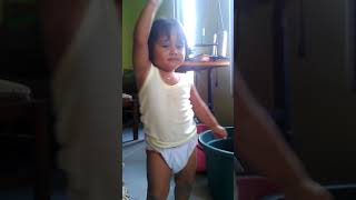 Joget Baby Qilla Bikin Ngakak