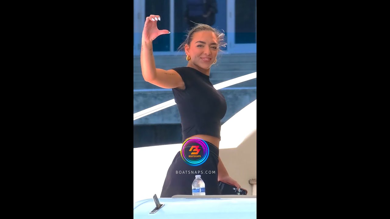 Host with the Most: Setting the Yacht Vibe Ablaze with Charm! 🥂🛥️✨ 