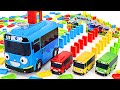 Exciting domino play with Tayo automatic domino stacking toys | PinkyPopTOY