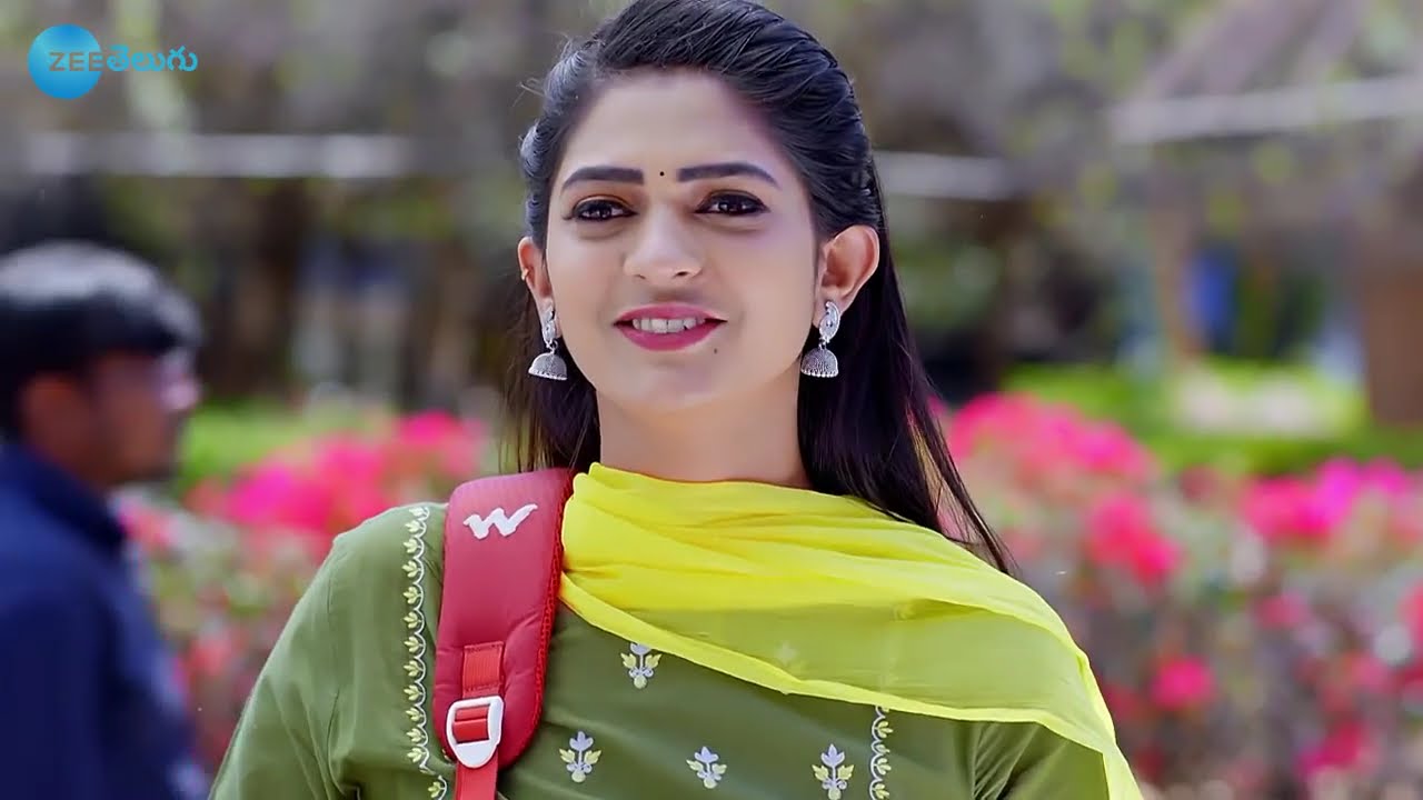 Inti Guttu - ఇంటి గుట్టు - Telugu Serial - EP - 413 - Meena Vasu, Nisha Gowda - Zee Telugu