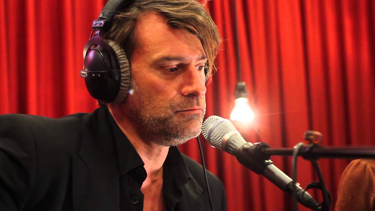 Studio Brussel: Daan & Isolde - Walk The Line (Johnny Cash cover)