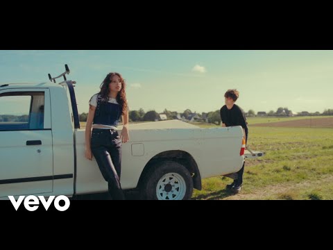 Смотреть клип Adèle & Robin - Tout Ira Bien