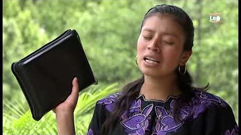 SOLISTA CATOLICA YANELY MORALES