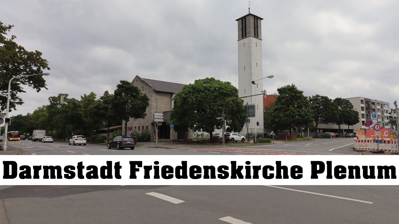 DARMSTADT (D), Friedenskirche, Vollgeläut (Außenaufnahme)