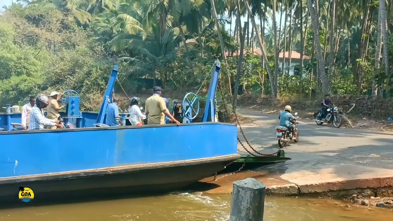 Divar ferry crossing to Old Goa