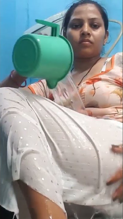 Indian girls bathing video