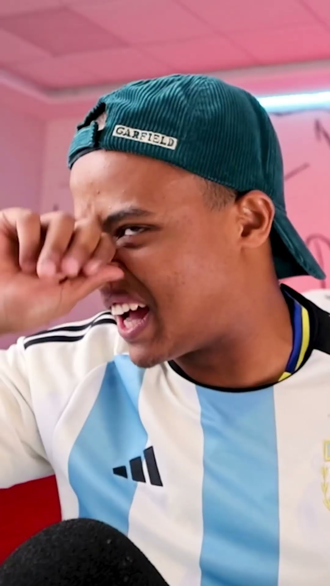 ابو فله VS كريستيانو ؟؟ ?