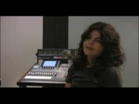 Nikki Yanofsky Speaks about Ella Fitzgerald