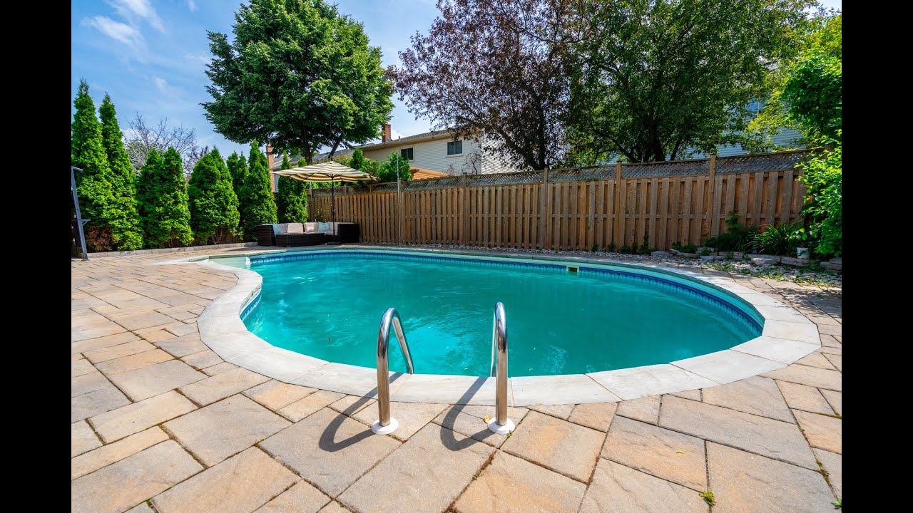 2050 Deer Run Ave, Headon Burlington Homes for Sale