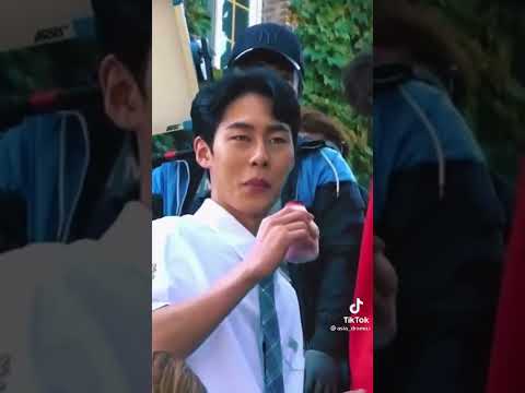 بطل مسلسل استثنائي انت