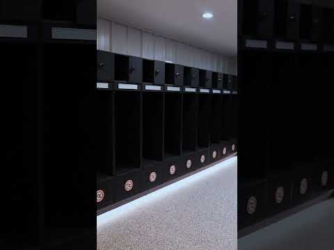 Hollman Helps Coweta High School Locker Room Reveal