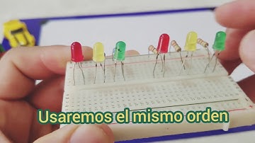 Cómo hacer un cruce de semáforos con Arduino UNO para tus tareas escolares