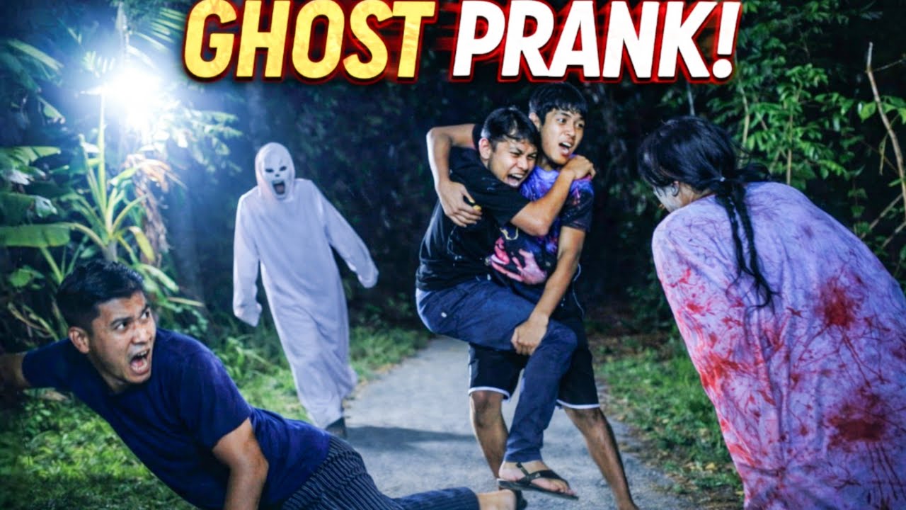Ghost Spranke Ghost prank real action#prank - YouTube