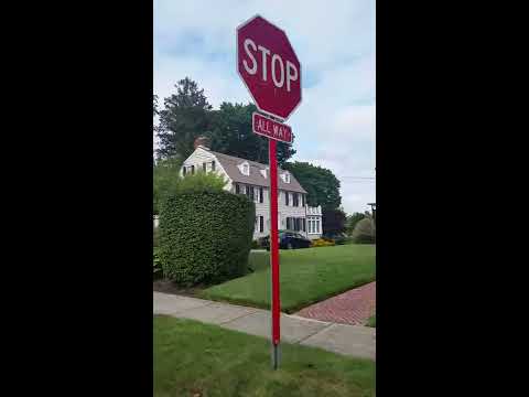 Wideo: Dom Grozy W Amityville - Alternatywny Widok