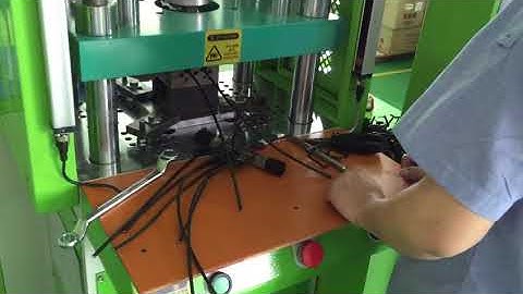 25TON vertical injection machine made by Dongguan Taiwang Machinery Co.,LTD