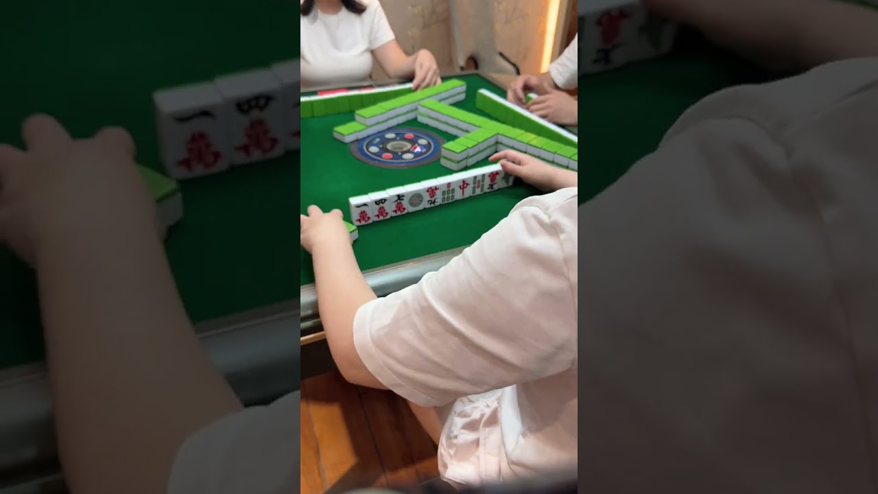 #如果打麻将也是你的娱乐之一 #打麻将纯属娱乐 #小麻将解心宽解烦恼 #三缺一打麻将 #五湖四海皆麻友