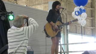Famous Jess Meuse singing "Simple Man" by Lynyrd Skynyrd at Boxerstock 2014 Wealth