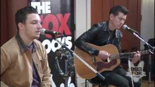 Arctic Monkeys - I Wanna Be Yours (Fox Uninvited Guest)