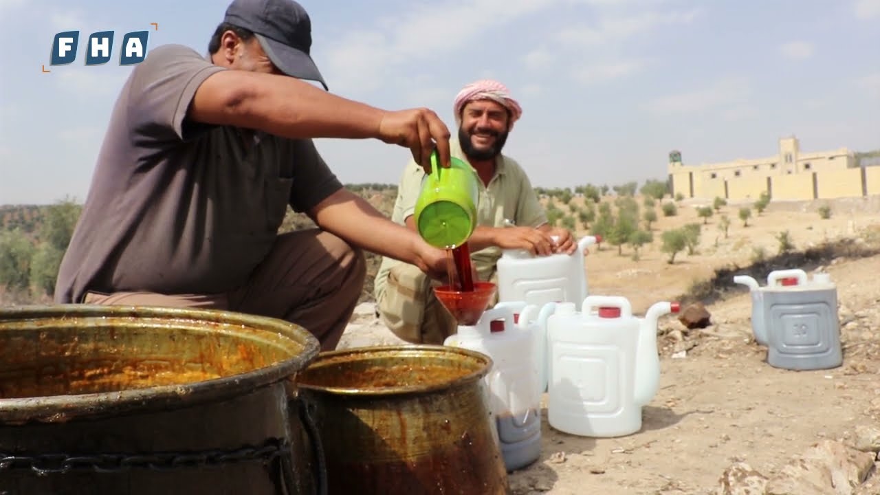 صناعة دبس العنب في قرى مدينة عفرين مهنة قائمة رغم قدمها وتعتبر من الصناعات المتوارثة جيلاً بعد جيل
