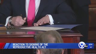 Gov. Cuomo signs legislation protecting abortion rights