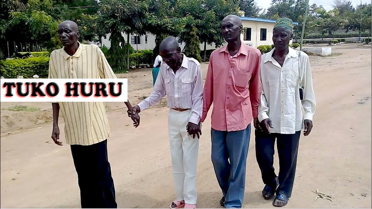 WAZEE WATANO NA SIMULIZI YA KUSUBIRI KUNYONGWA