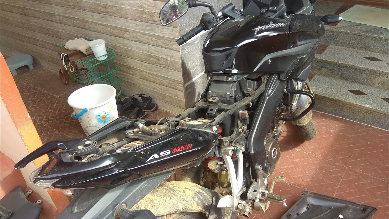 pulsar 200 ns radiator fan price